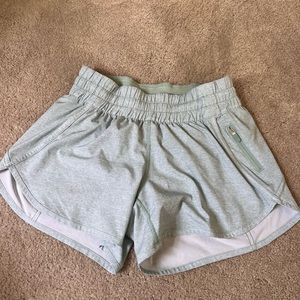Lululemon tracker shorts size 6